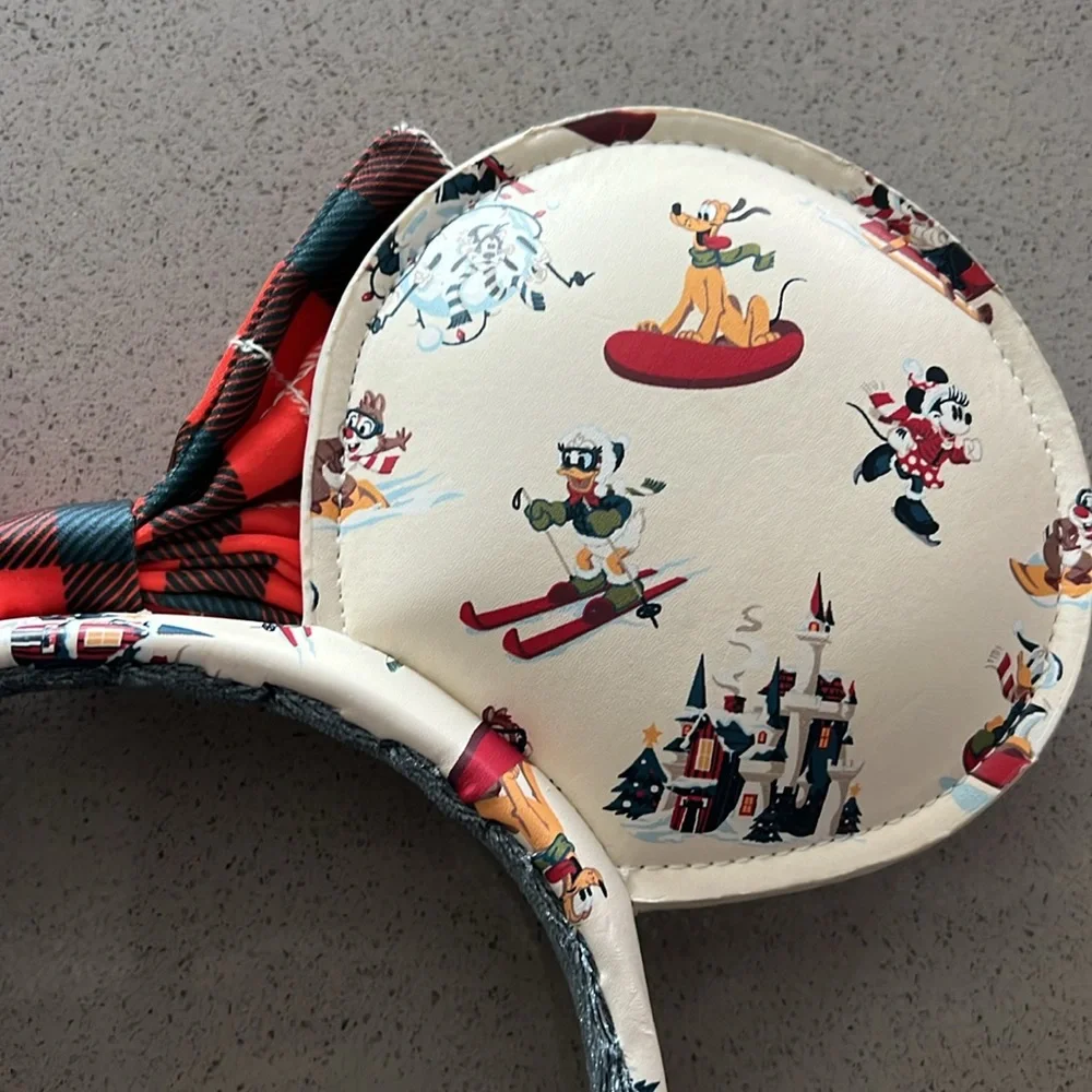Disney Winter Snow Lodge sledding Mickey Ears. - Picture 7 of 10